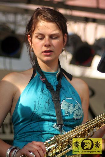Die Tornados (D) 10. This Is Ska Festival, Wasserburg Rosslau 24. Juni 2006 (14).jpg